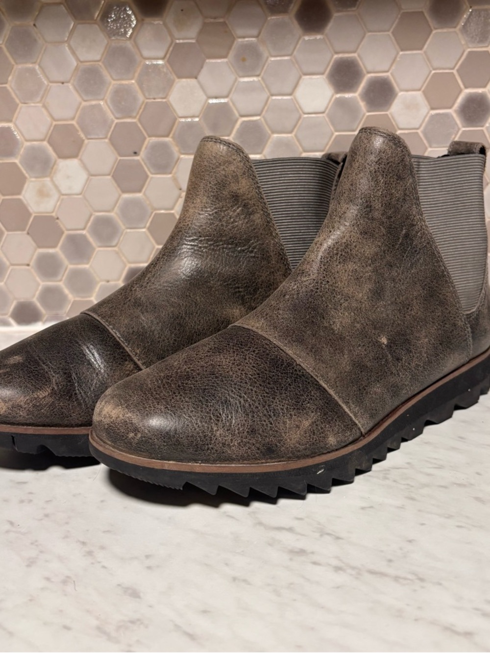 Sorel Women's Chelsea Booties in Distressed Brown